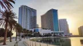 Bloomfields Iconic 2br In Wave Tower